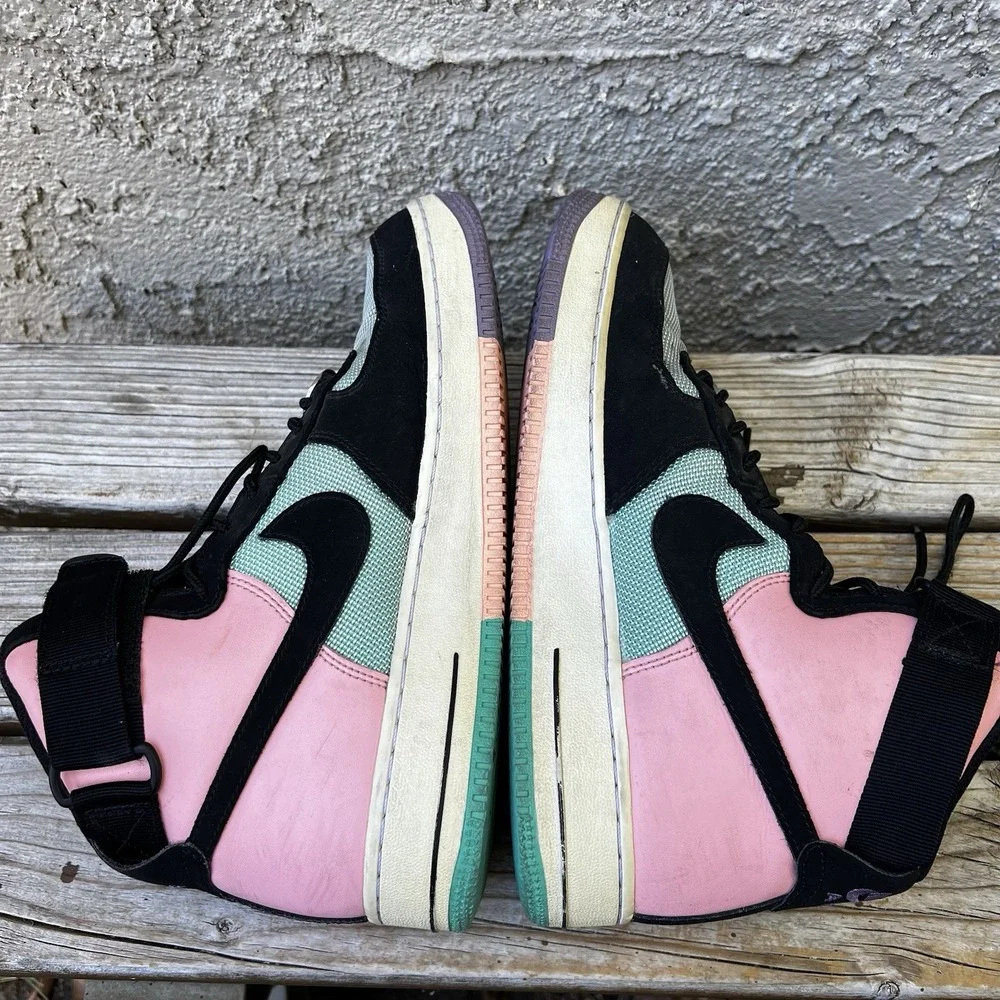 Nike Shoes Men Size 8.5 Air Force 1 High Have A Nike Day. Bleached Coral Jade